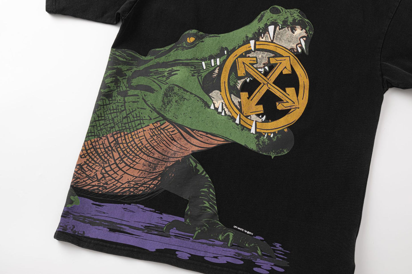 OFF-WHITE Giant Crocodile Arrow T-Shirt