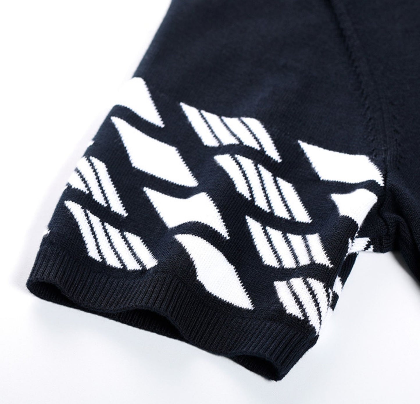 2025 Knitted T-shirt