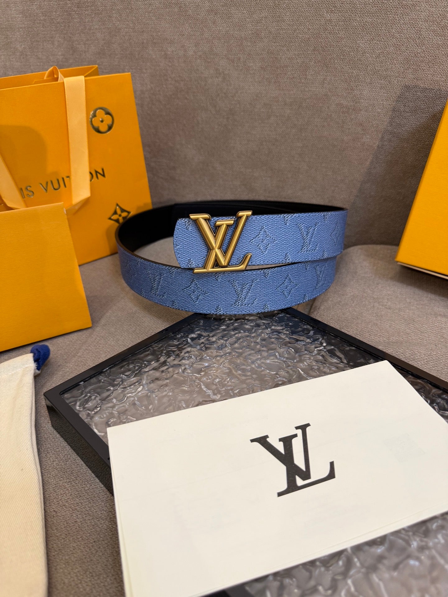 New Louis Vuitton Men's Belt