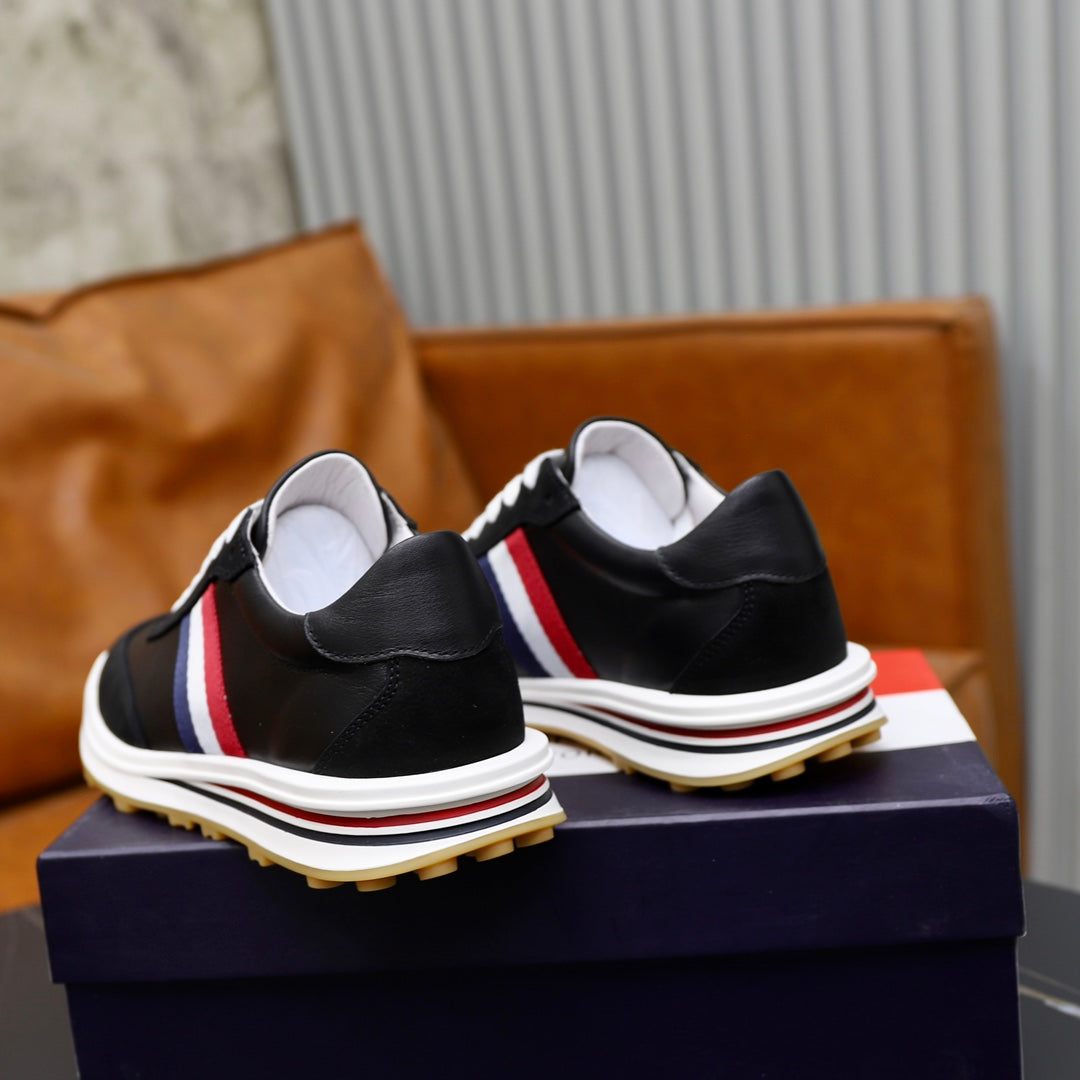 Thom BrowneMen's Classic Leather Sneakers - Premium Cowhide Low-Top Casual Shoes with Grosgrain Detail