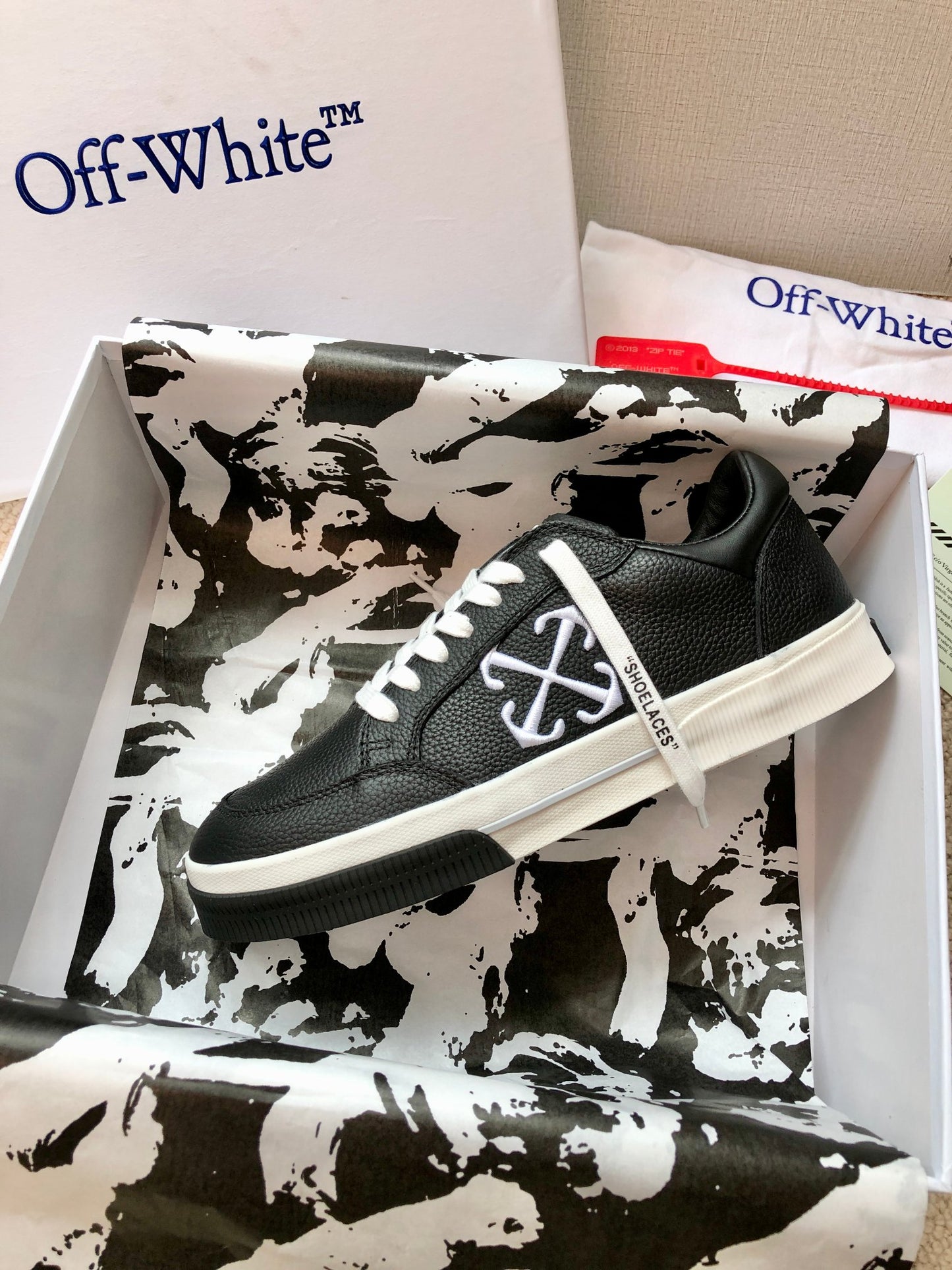 Off-white New Classic Casual Shoes
