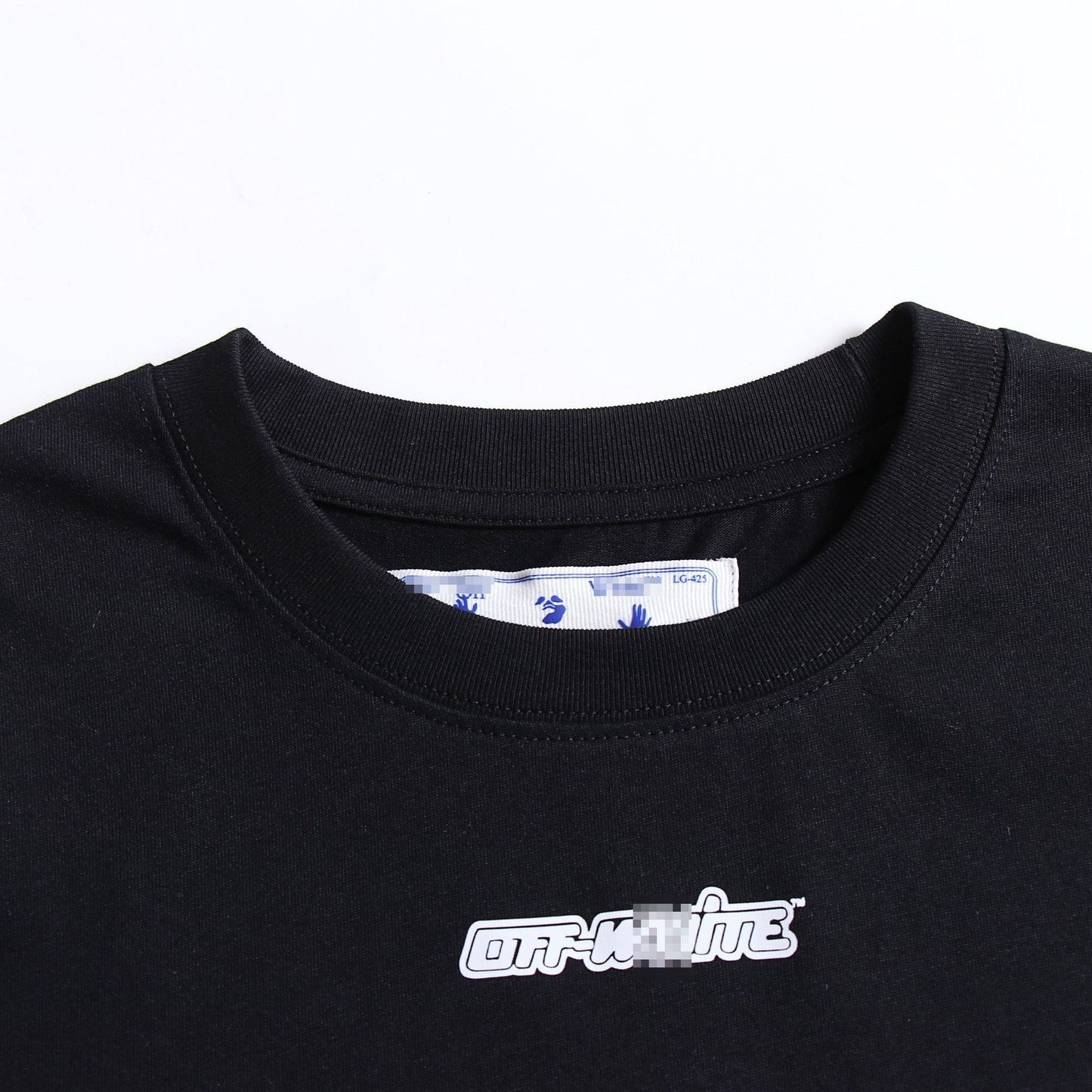 OFF-WHITEArrow Sign T-Shirt - Dual-Tone Collection