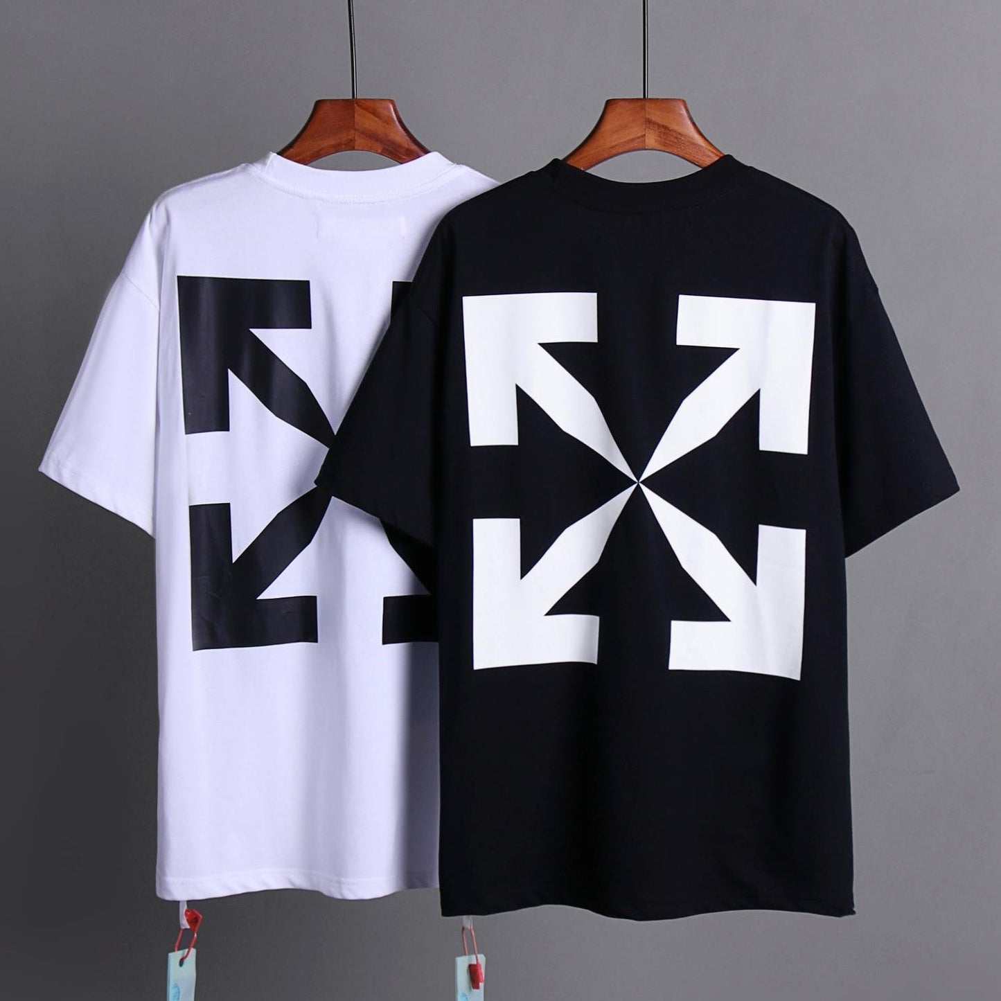 OFF-WHITEArrow Sign T-Shirt - Tri-Color Collection