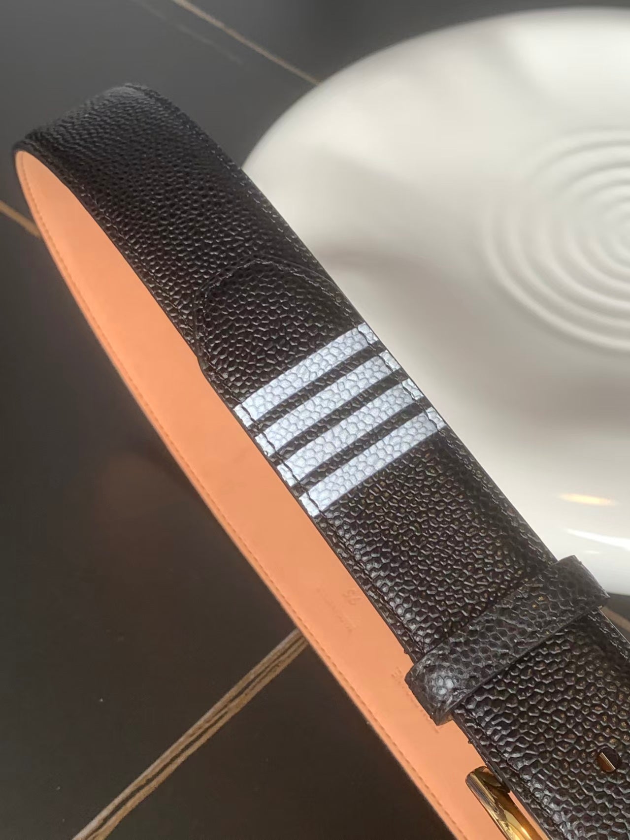 Genuine leather belt