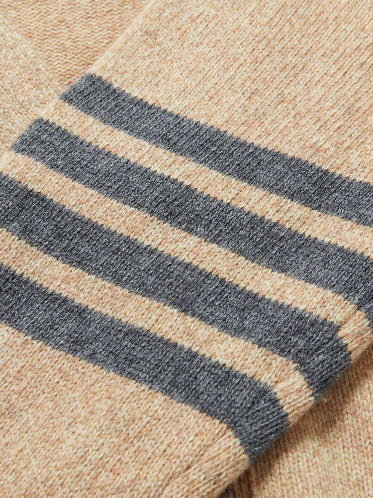 Thom BrowneMen's Classic V-Neck Knitted Cardigan with 4-Bar Sleeve Detail