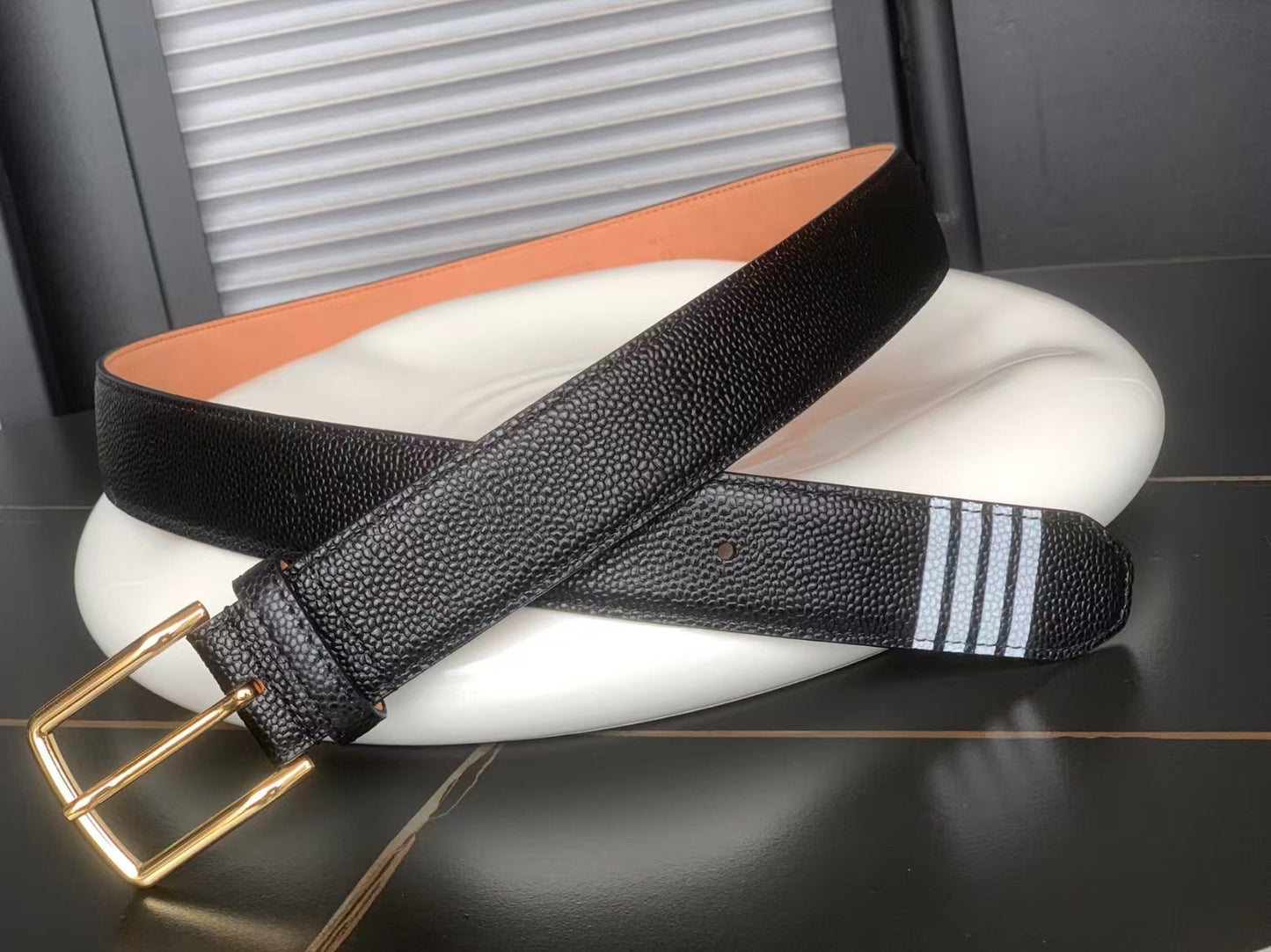 Genuine leather belt