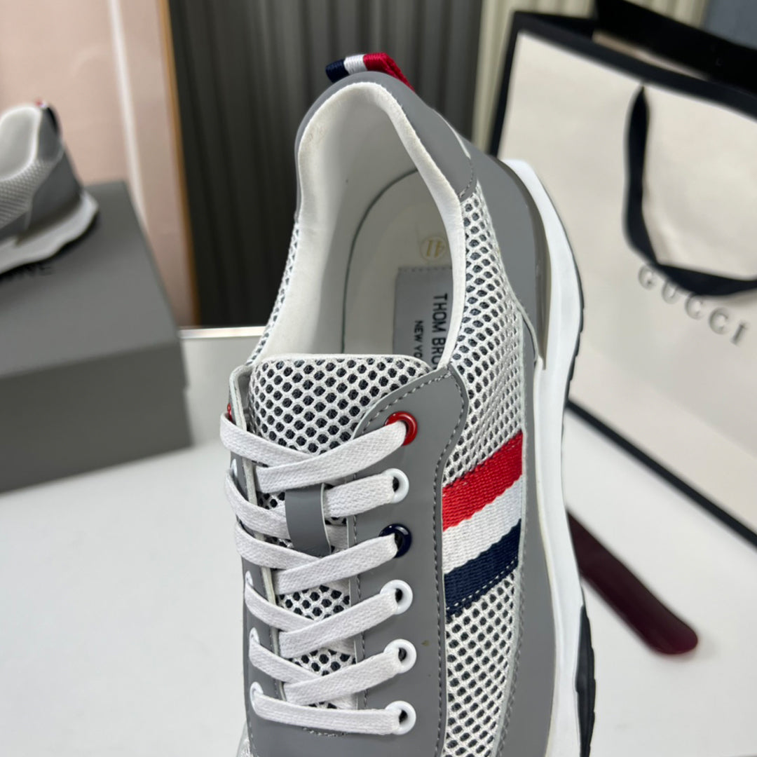 Thom BrowneMen's Premium Leather Sneakers - Handcrafted Cowhide Low-Top Casual Shoes with Grosgrain Detail