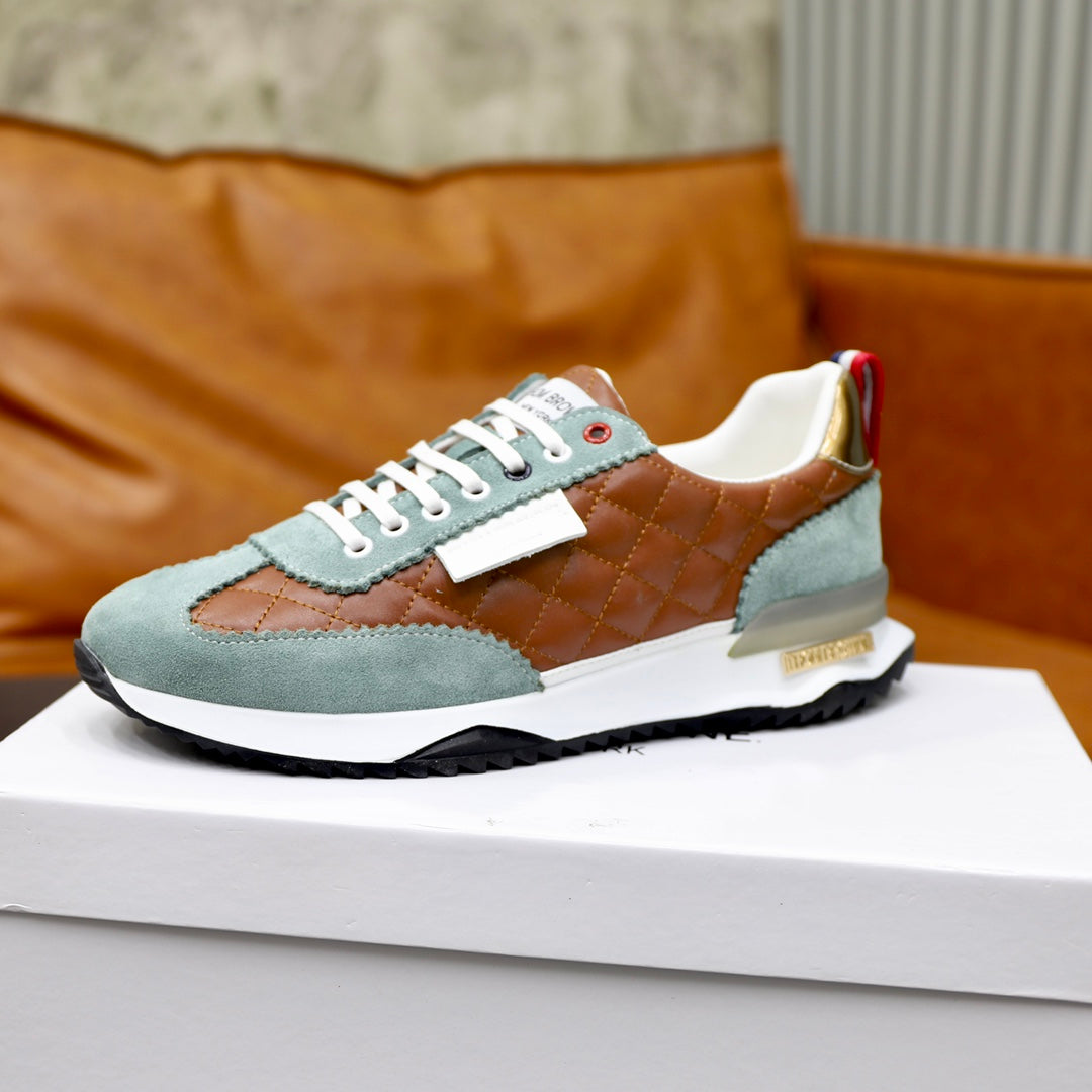 Thom BrowneMen's Premium Leather Sneakers - Handcrafted Cowhide Low-Top Casual Shoes with Grosgrain Detail