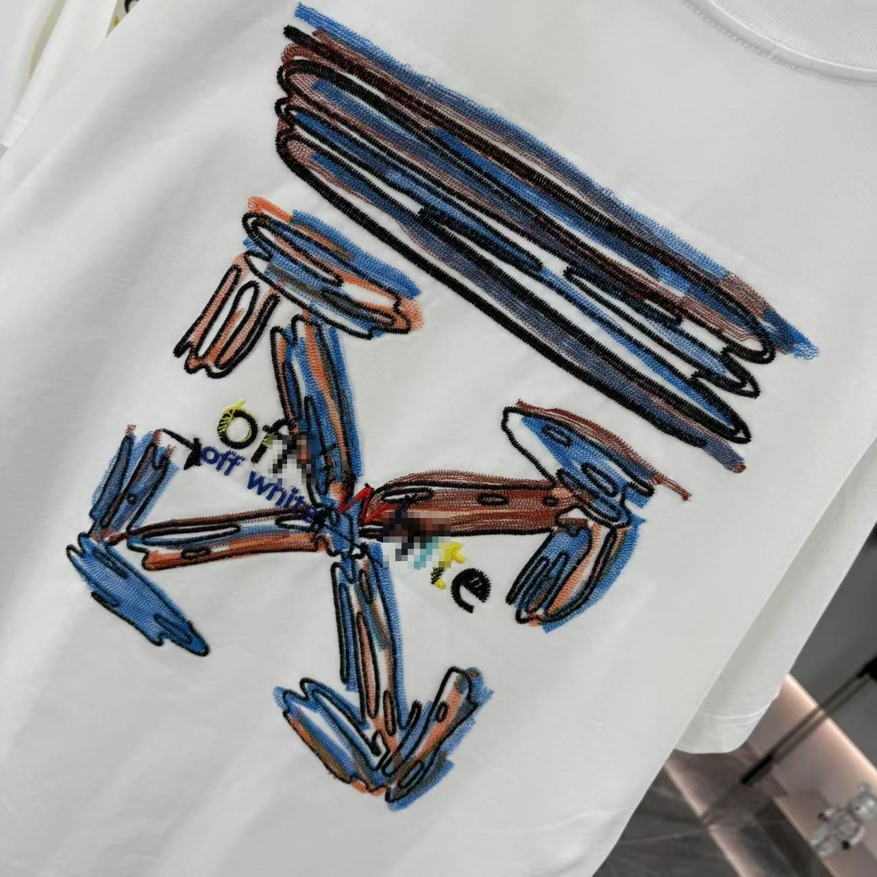 OFF-WHITEArrow Sign T-Shirt - Classic Duo Collection