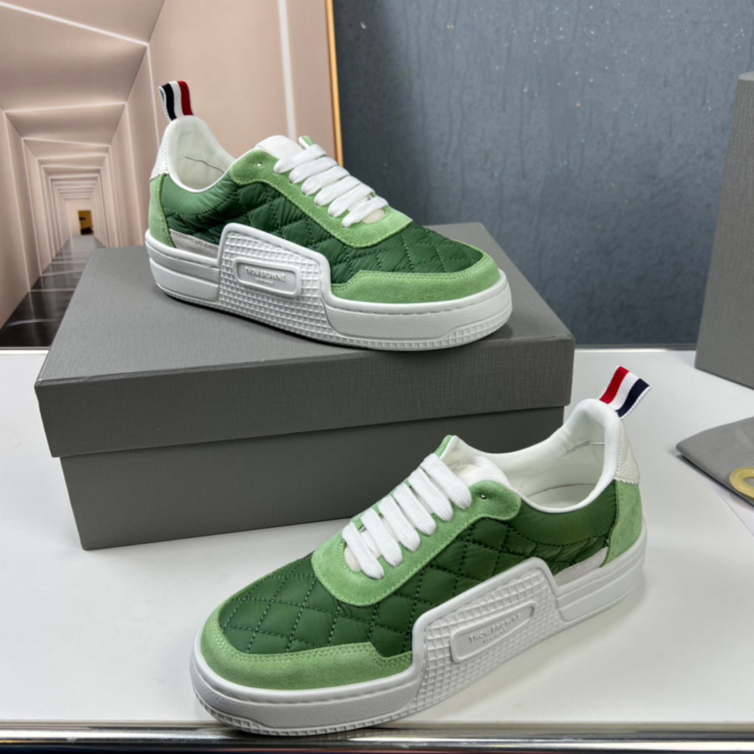 Thom BrowneMen's Premium Leather Sneakers - Handcrafted Cowhide Low-Top Casual Shoes with Grosgrain Detail