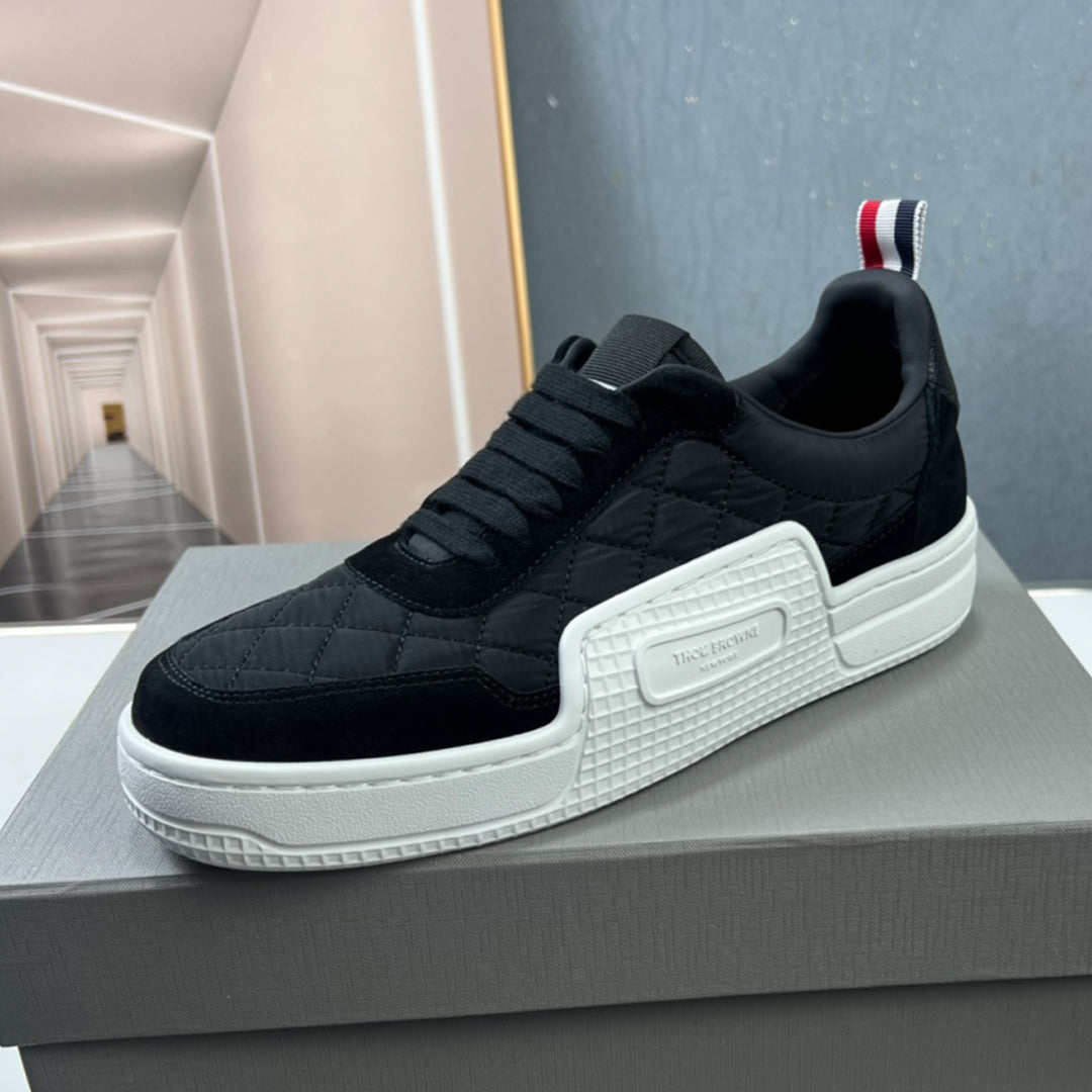 Thom BrowneMen's Premium Leather Sneakers - Handcrafted Cowhide Low-Top Casual Shoes with Grosgrain Detail