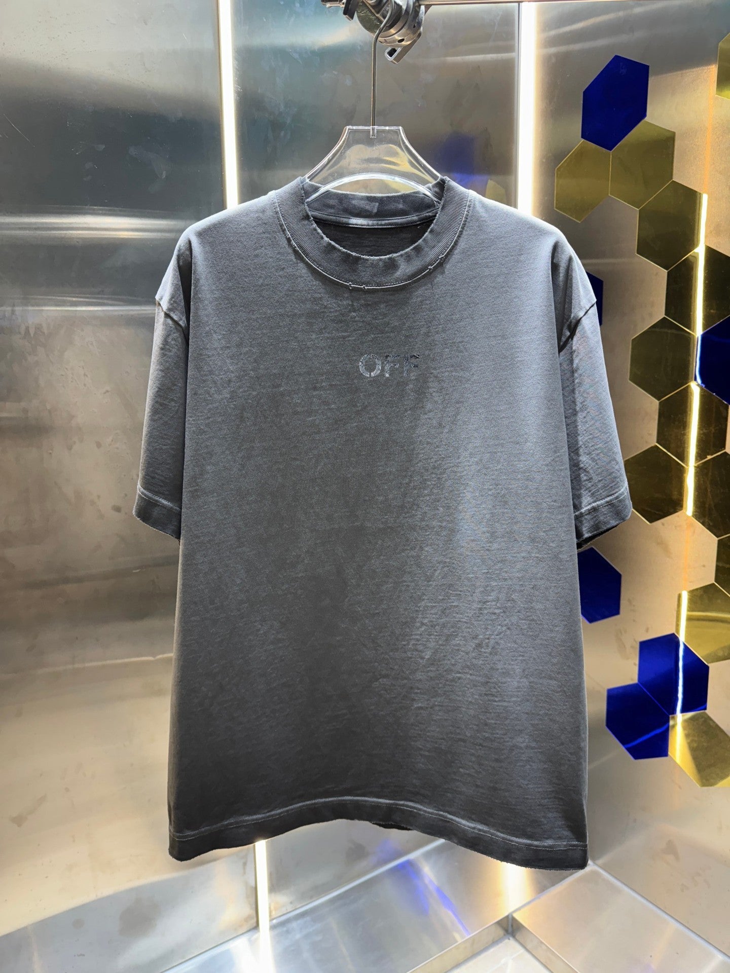 OFF-WHITE Distressed graphic T-shirt