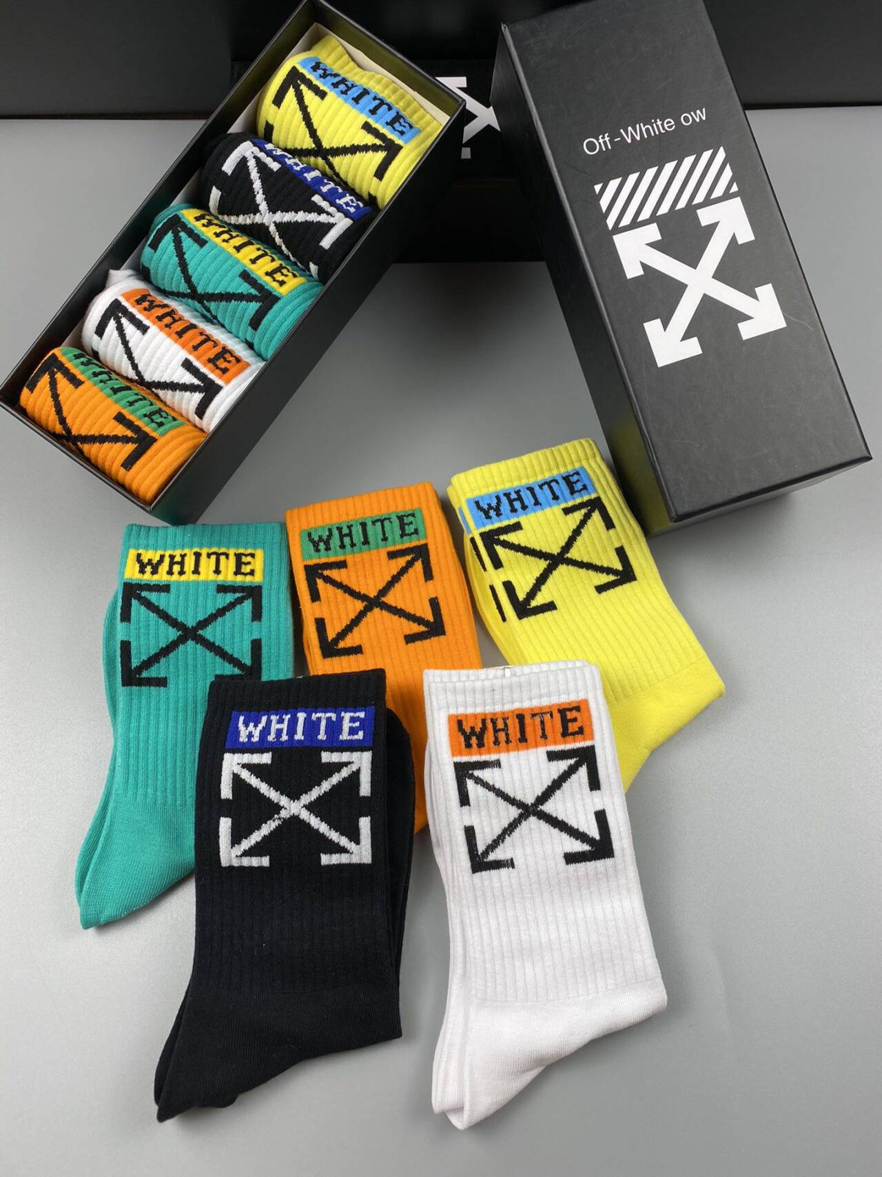 OFF-WHITE Pure Cotton Mid-Length Socks