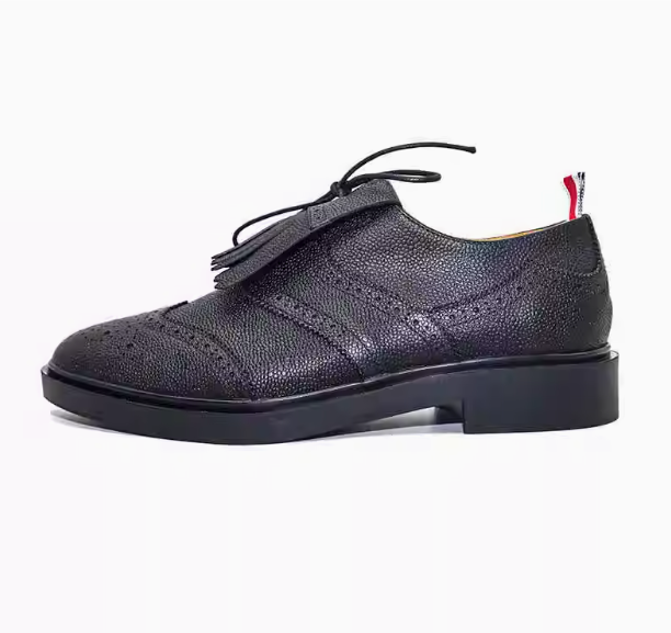 Thom BrowneMen's Premium Leather Dress Shoes with Grosgrain Buckle - Classic Craftsmanship