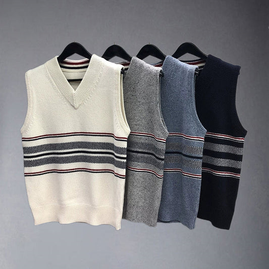 Thom BrowneUnisex Classic V-Neck Wool Knitted Vest with 4-Bar Sleeve Detail