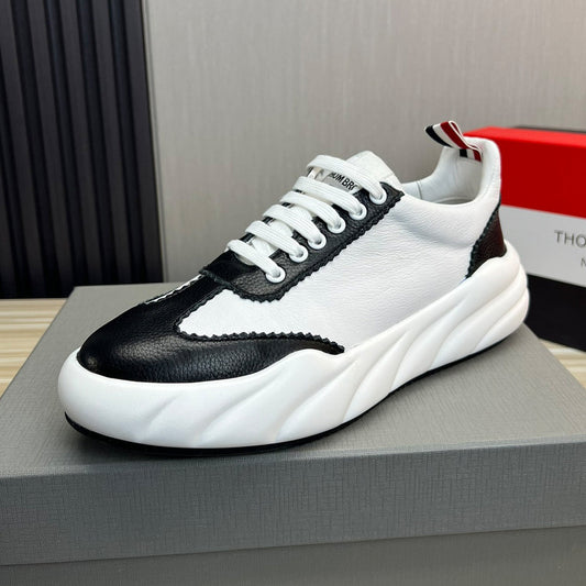 Thom BrowneMen's Premium Leather Sneakers with Grosgrain Buckle - Black & Grey