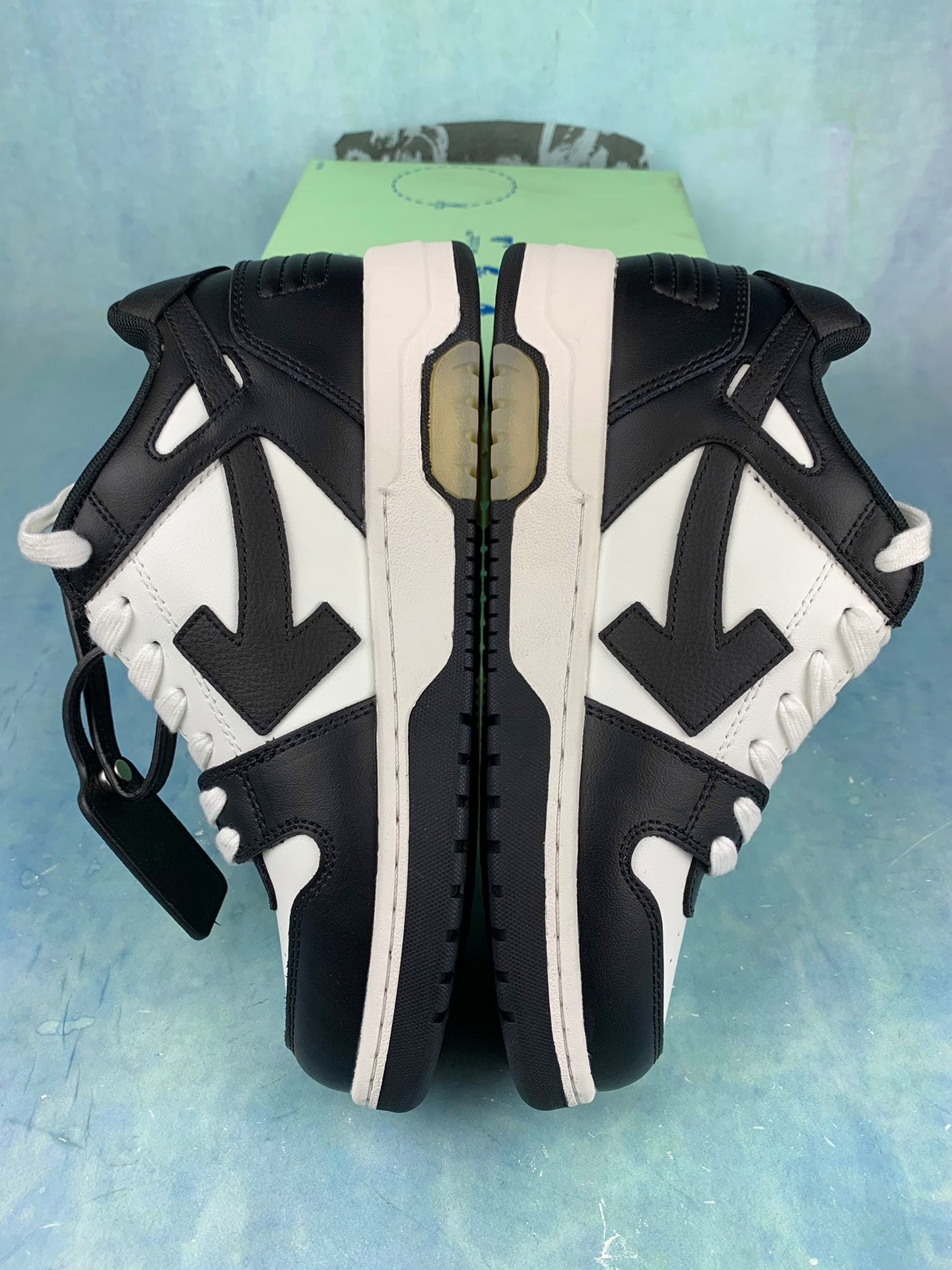 Off-White White and Black Sneakers
