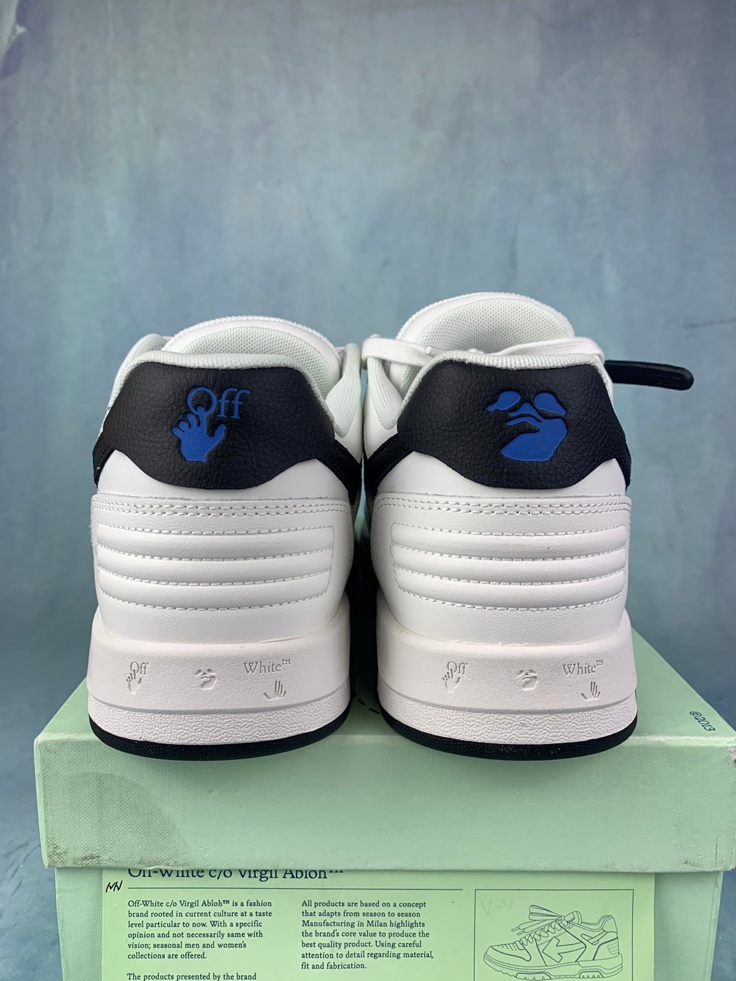 Off-White Sneakers (White/Black Swoosh)）