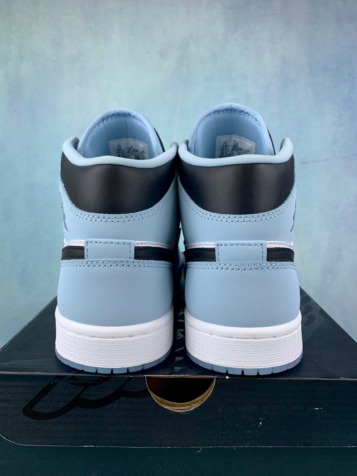 Air Jordan 1 Mid Men's Sneakers