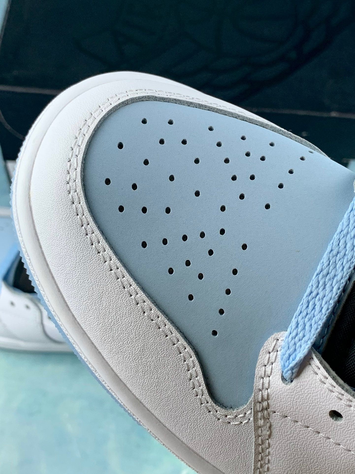 Air Jordan 1 Mid Men's Sneakers