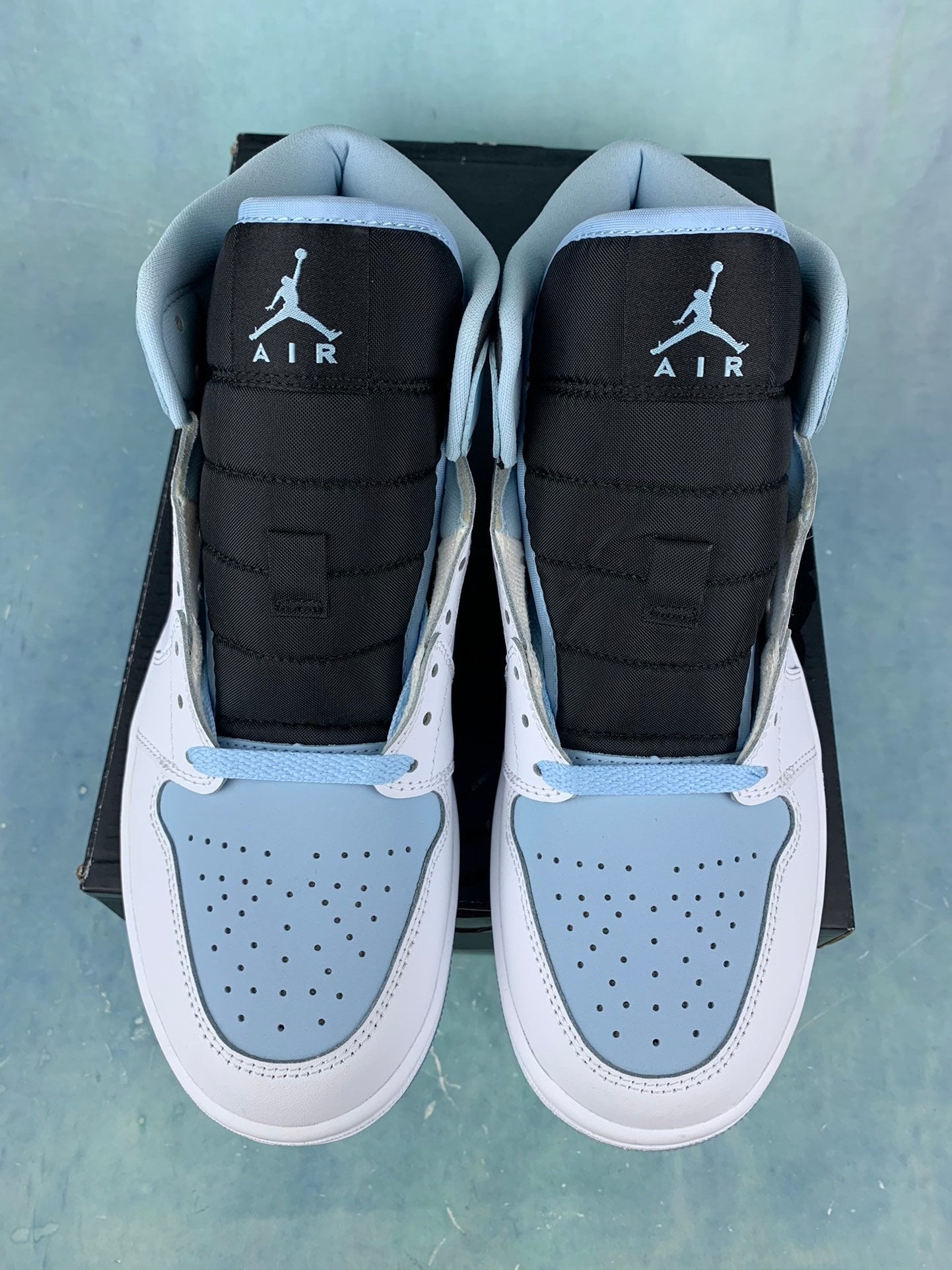 Air Jordan 1 Mid Men's Sneakers