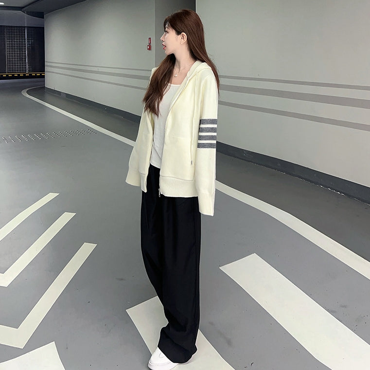 Thom BrowneWomen's Four-Bar Knit Cardigan - Premium Cotton Button-Front Sweater