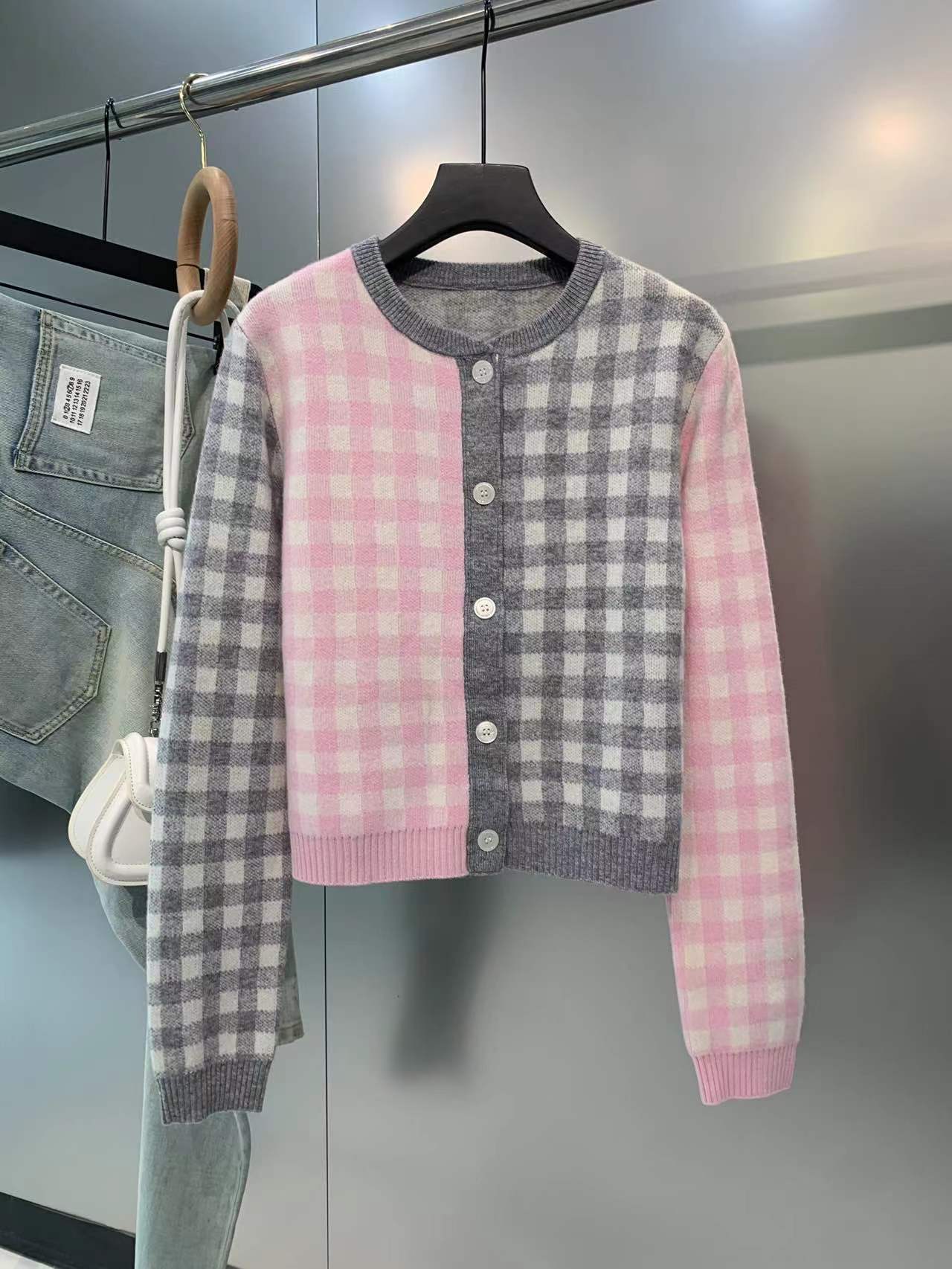 Thom BrowneWomen's Premium Wool Cardigan - Classic Cut with Grosgrain & Ribbed Detail