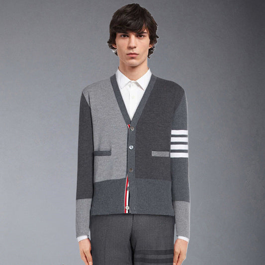 Thom BrowneMen's Classic V-Neck Knitted Cardigan with 4-Bar Sleeve Detail