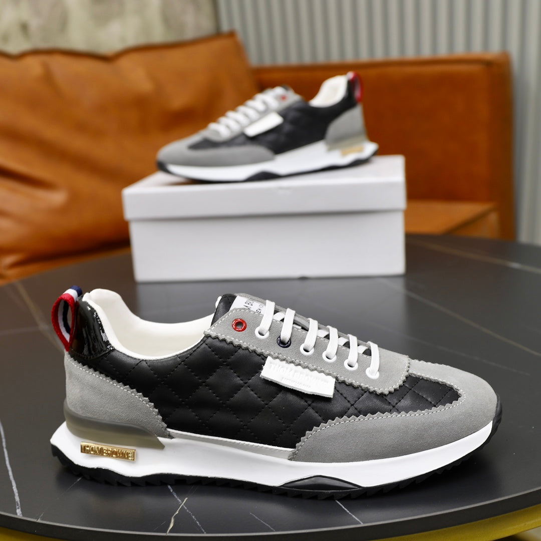 Thom BrowneMen's Premium Leather Sneakers - Handcrafted Cowhide Low-Top Casual Shoes with Grosgrain Detail
