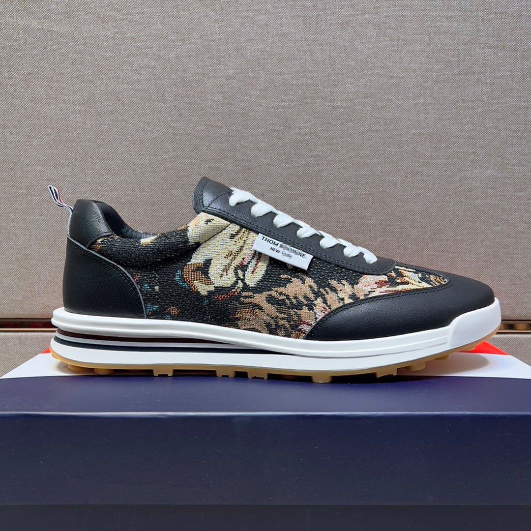 2025 Leather sneakers