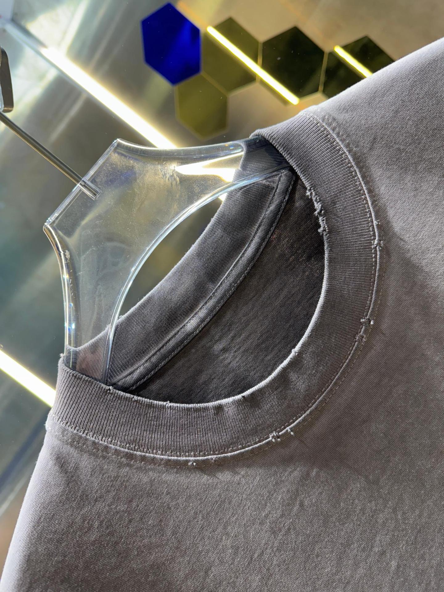OFF-WHITE  Distressed graphic T-shirt