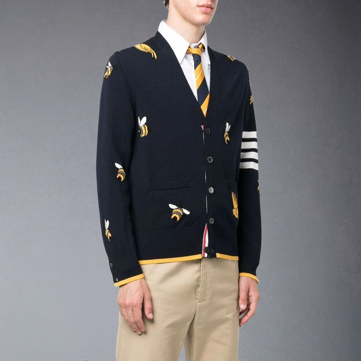 Thom BrowneMen's Classic V-Neck Knitted Cardigan with 4-Bar Sleeve Detail