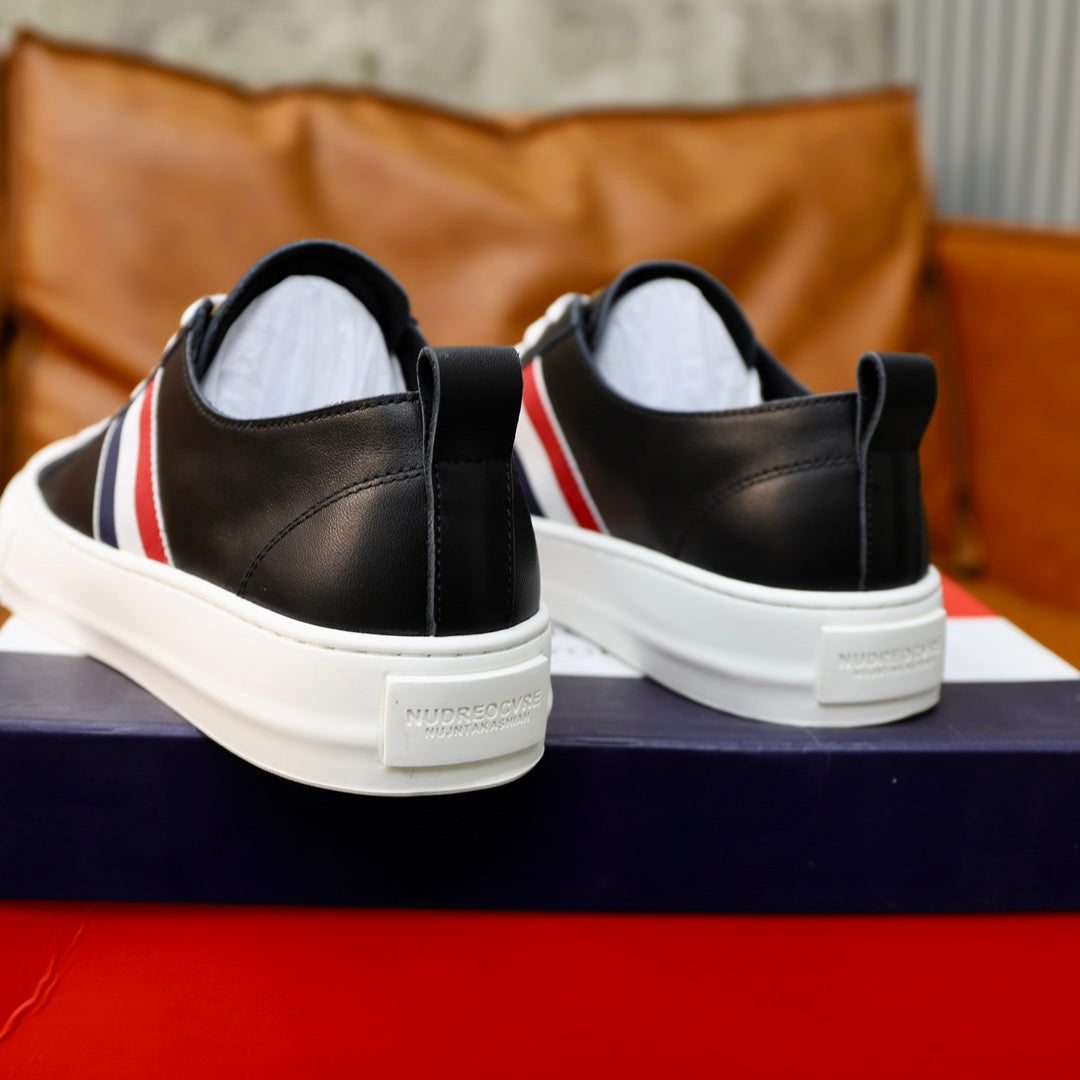 Thom BrowneMen's Classic Leather Sneakers - Premium Cowhide Low-Top Casual Shoes