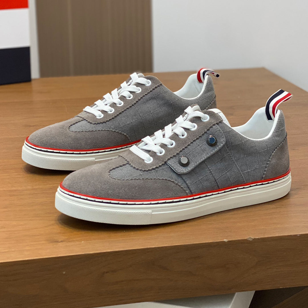 Thom BrowneMen's Premium Leather Sneakers - Handcrafted Cowhide Low-Top Casual Shoes with Grosgrain Detail