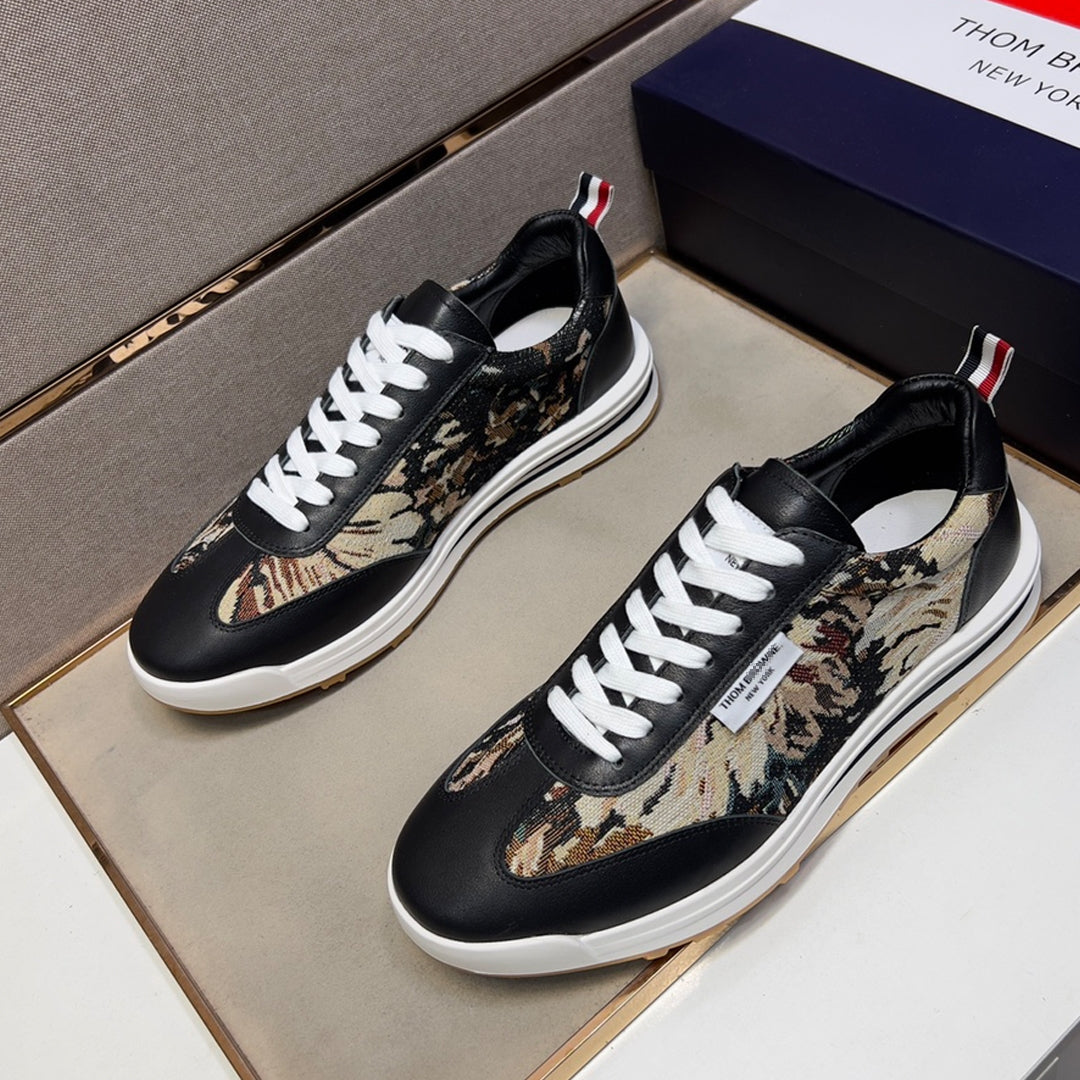 2025 Leather sneakers