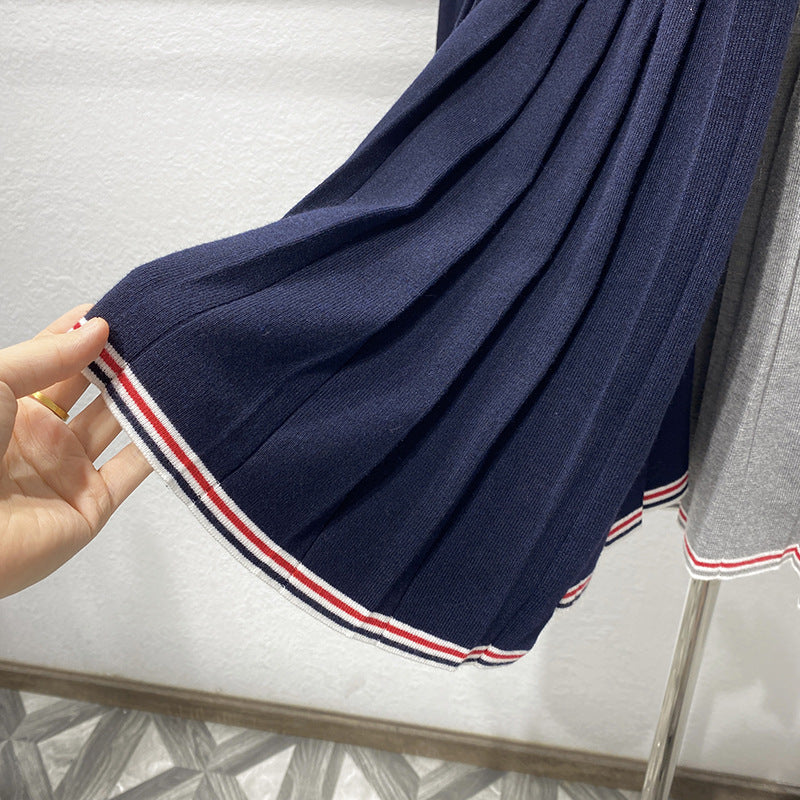 Thom BrowneWomen's Knitted Pleated Cotton Skirt with Button Front