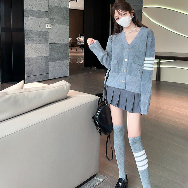 Thom BrowneWomen's Anti-Pilling Cardigan - Japanese Crafted Partial Button Front Sweater