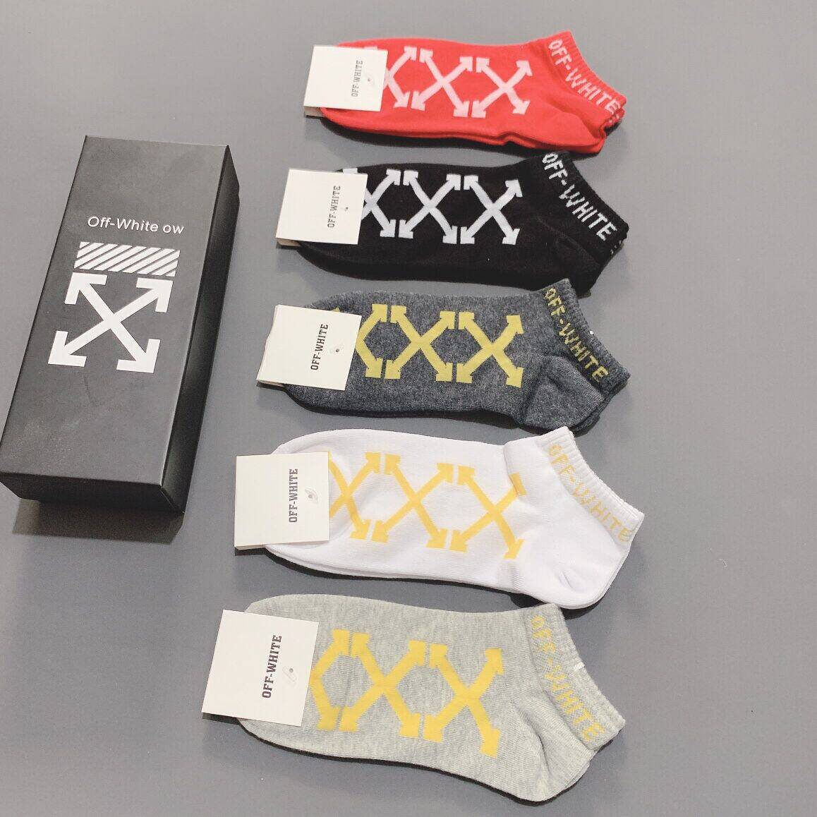 OFF-WHITEPure cotton low-cut socks
