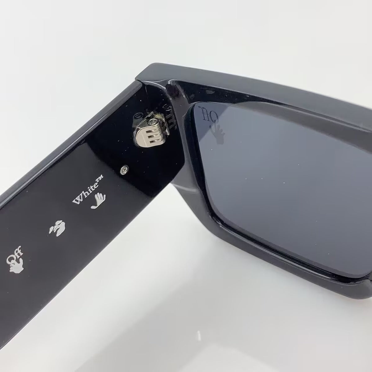 OFF-WHITE Arrow Logo Sunglasses - Designer Acetate Frame Eyewear