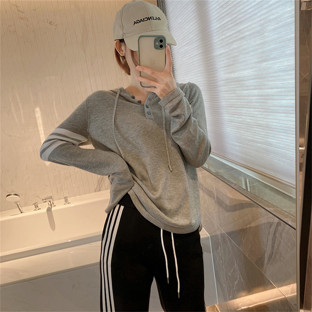 2025  Knitted Hoodie