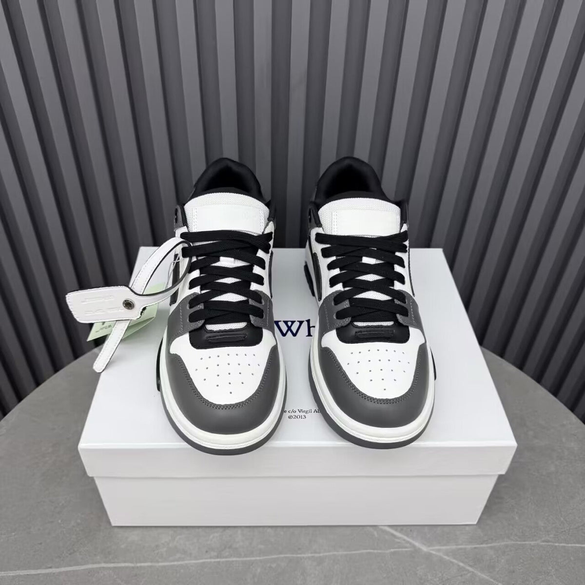 OFF-WHITE  New white and grey sports skate shoes