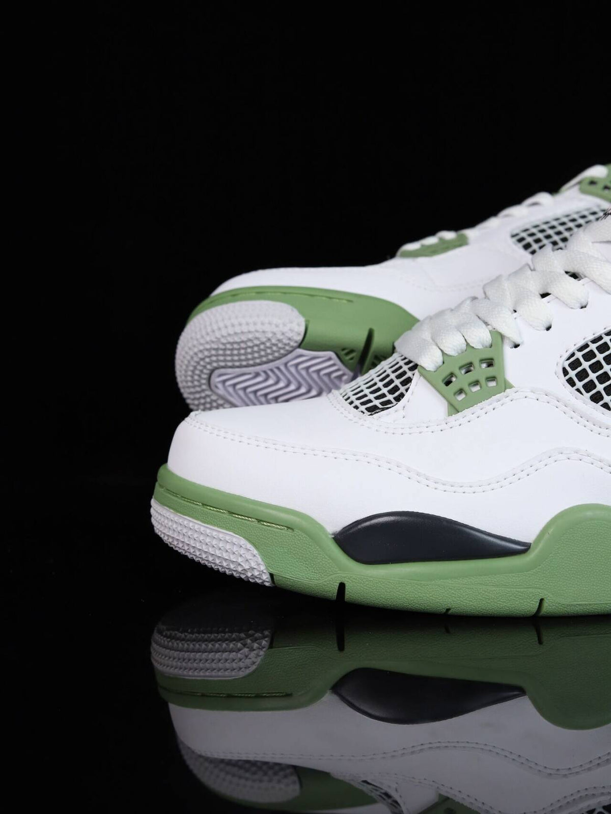 Air Jordan 4 Matcha Green! AQ9129-103