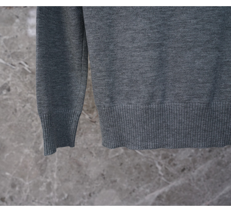 Thom BrowneClassic V-Neck Knitted Cardigan Sweater