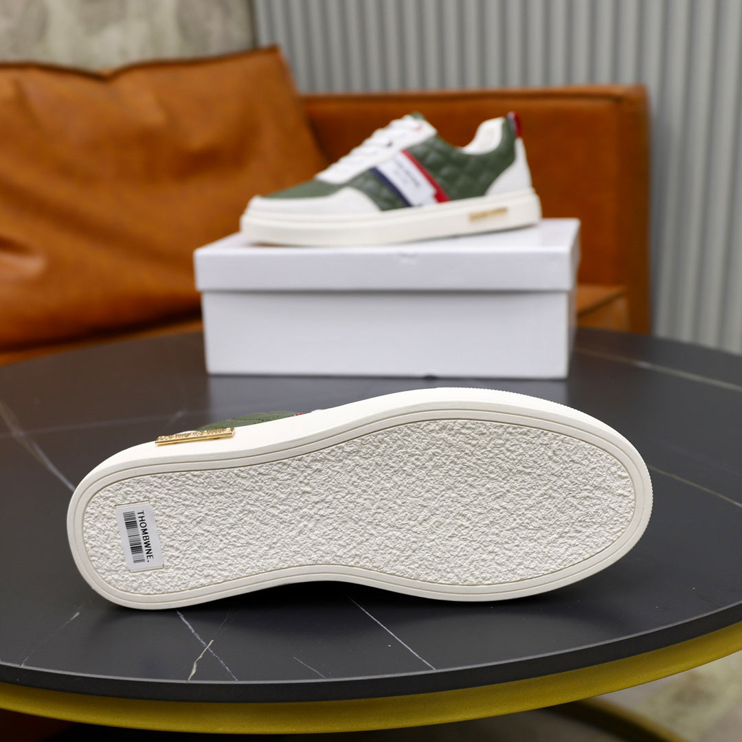 Thom BrowneMen's Premium Leather Sneakers - Handcrafted Cowhide Low-Top Casual Shoes with Grosgrain Detail