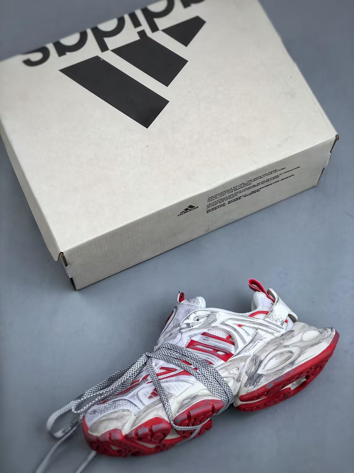 adidas Vento XLG Deluxe 'Sail Red' JS1590
