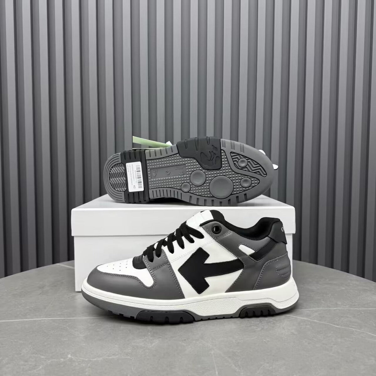 OFF-WHITE  New white and grey sports skate shoes
