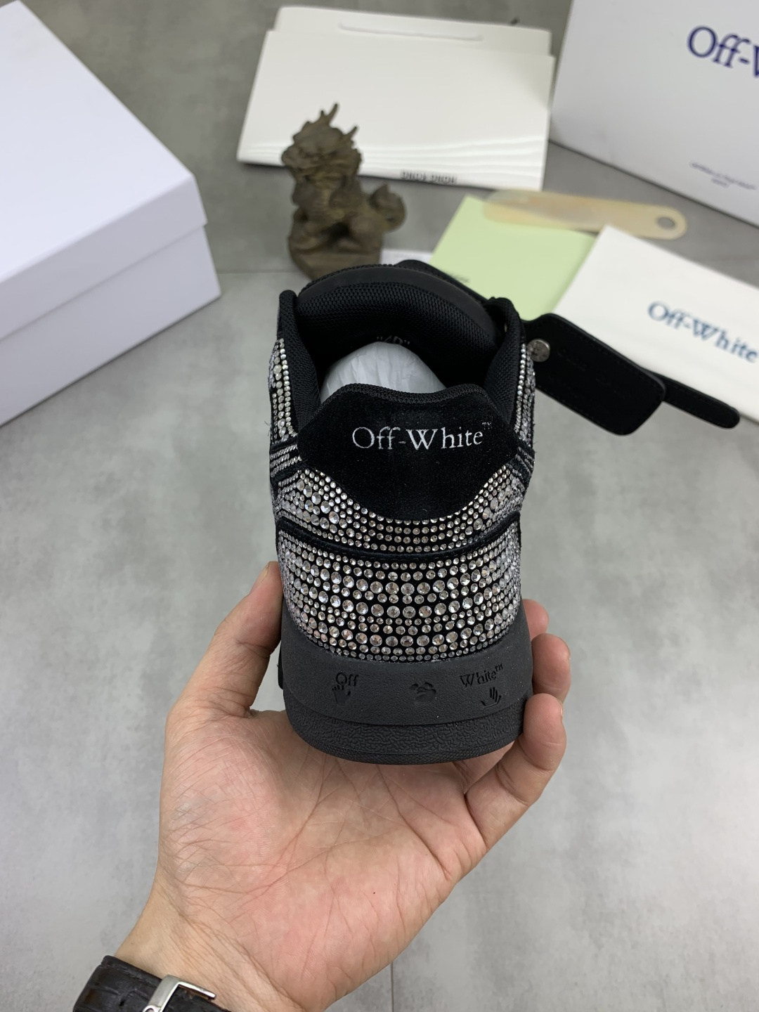 OFF-WHITE Classic Rhinestone Casual Shoes