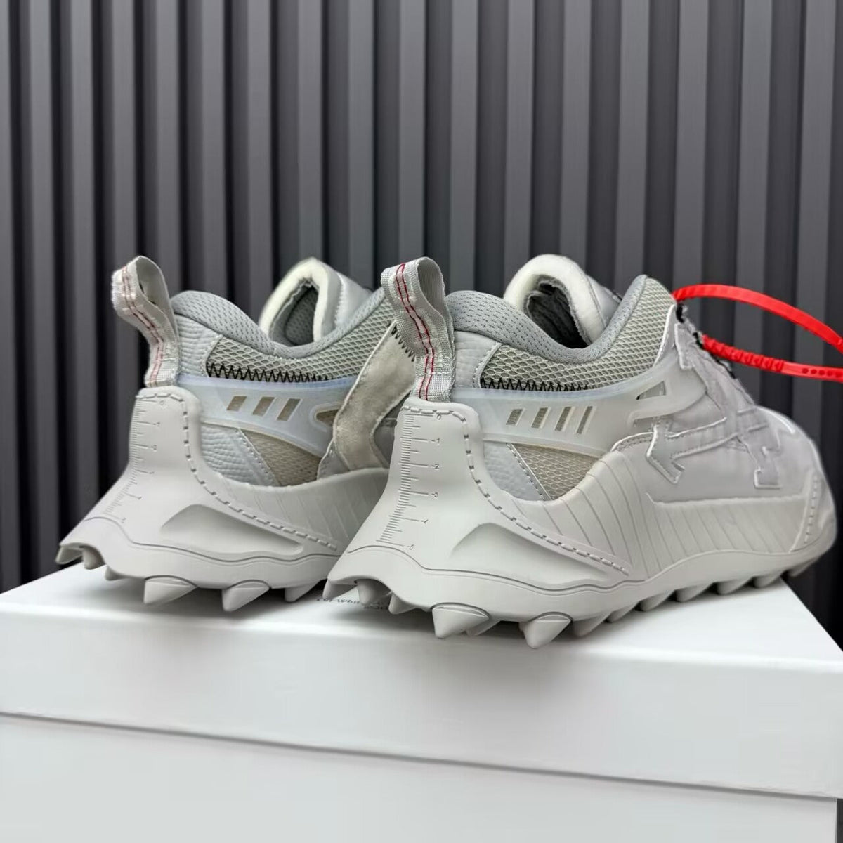 OFF-WHITE  New white sneakers for men and women