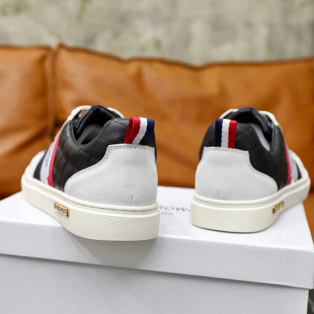 Thom BrowneMen's Premium Leather Sneakers - Handcrafted Cowhide Low-Top Casual Shoes with Grosgrain Detail