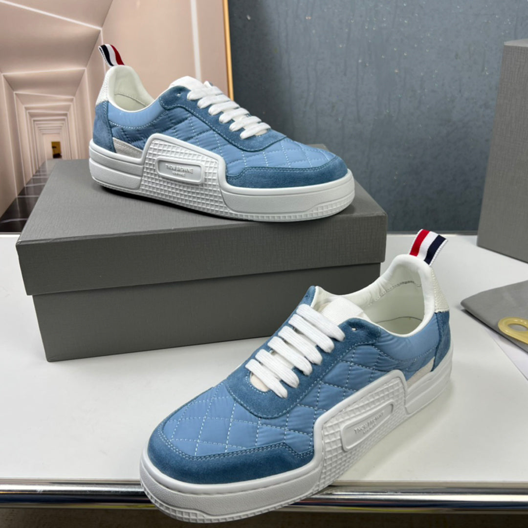 Thom BrowneMen's Premium Leather Sneakers - Handcrafted Cowhide Low-Top Casual Shoes with Grosgrain Detail